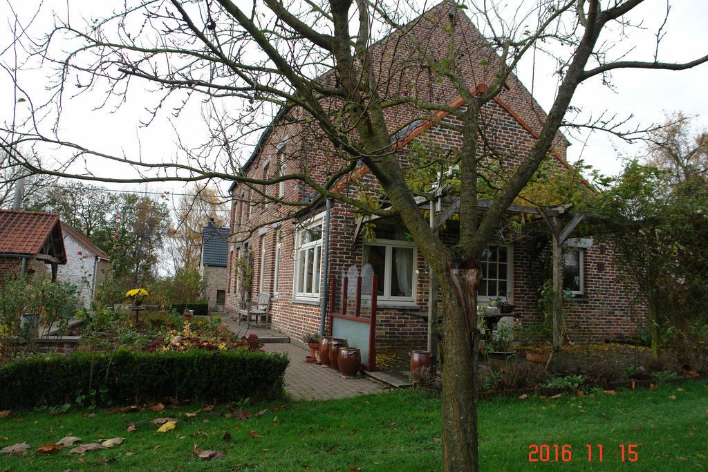 La Petite Maison Sart lez Walhain Exteriér fotografie